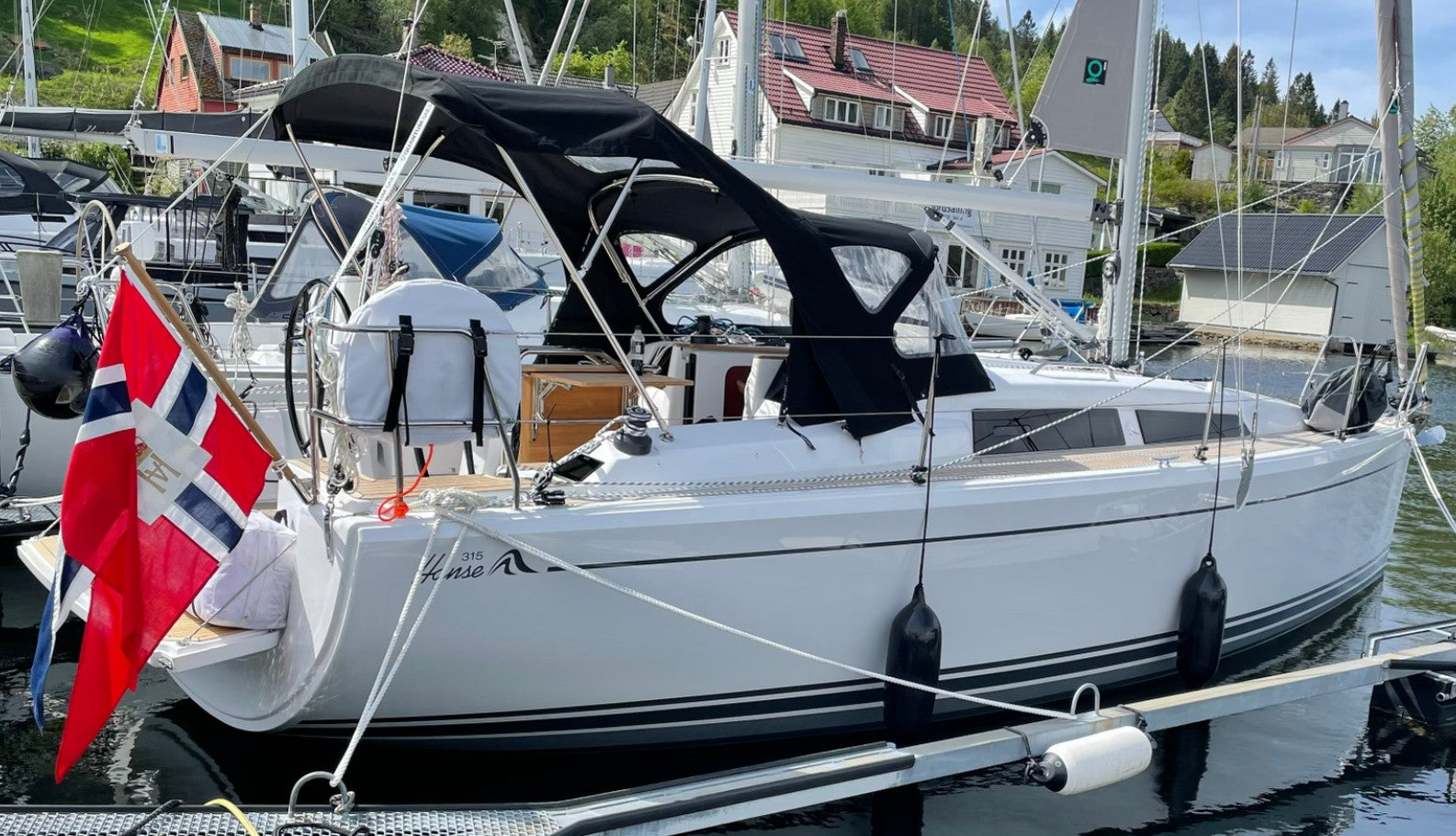 Hanse 315 Cockpit-Vordach Cockpit-Zelt