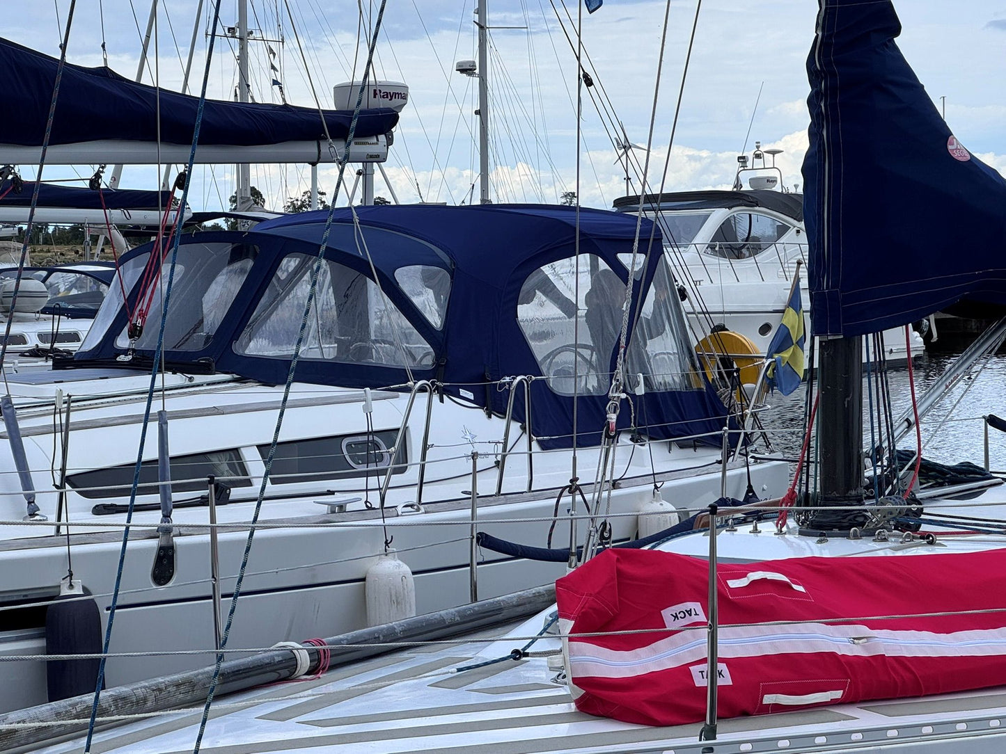 Jeanneau Sun Odyssey 39i Cockpitkaleche