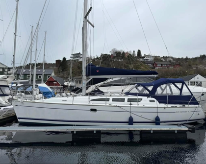 Jeanneau Sonne Odyssey 40.3 Sprayhood