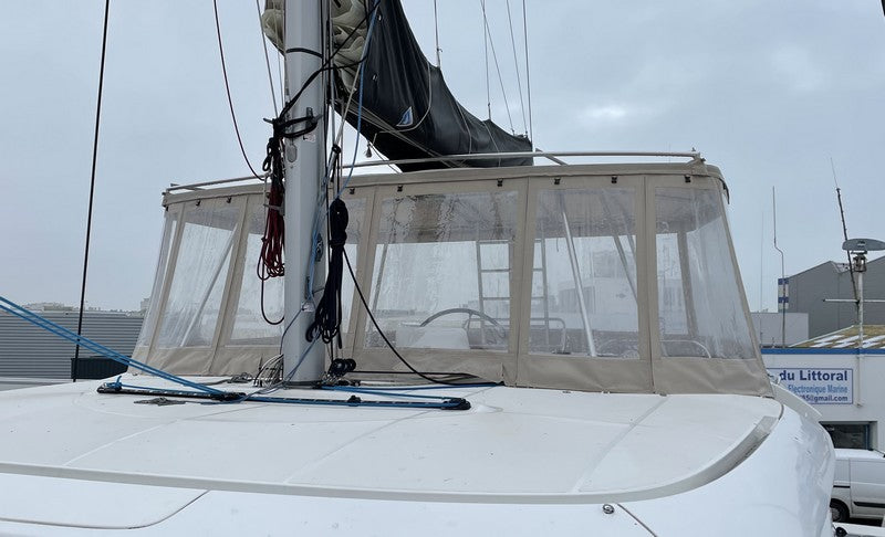BIMINI-SIDER LAGOON 46