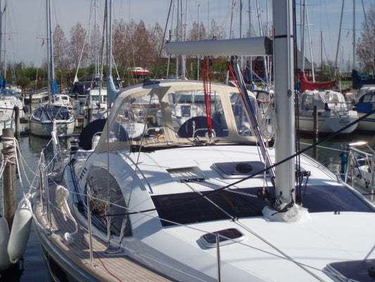 Jeanneau Sun Odyssey 45 DS Sprayhood