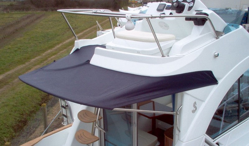Beneteau Antares 8.8 sun cap