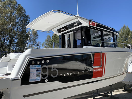 Merry Fischer 795 Sport s2 Bootsverdeck
