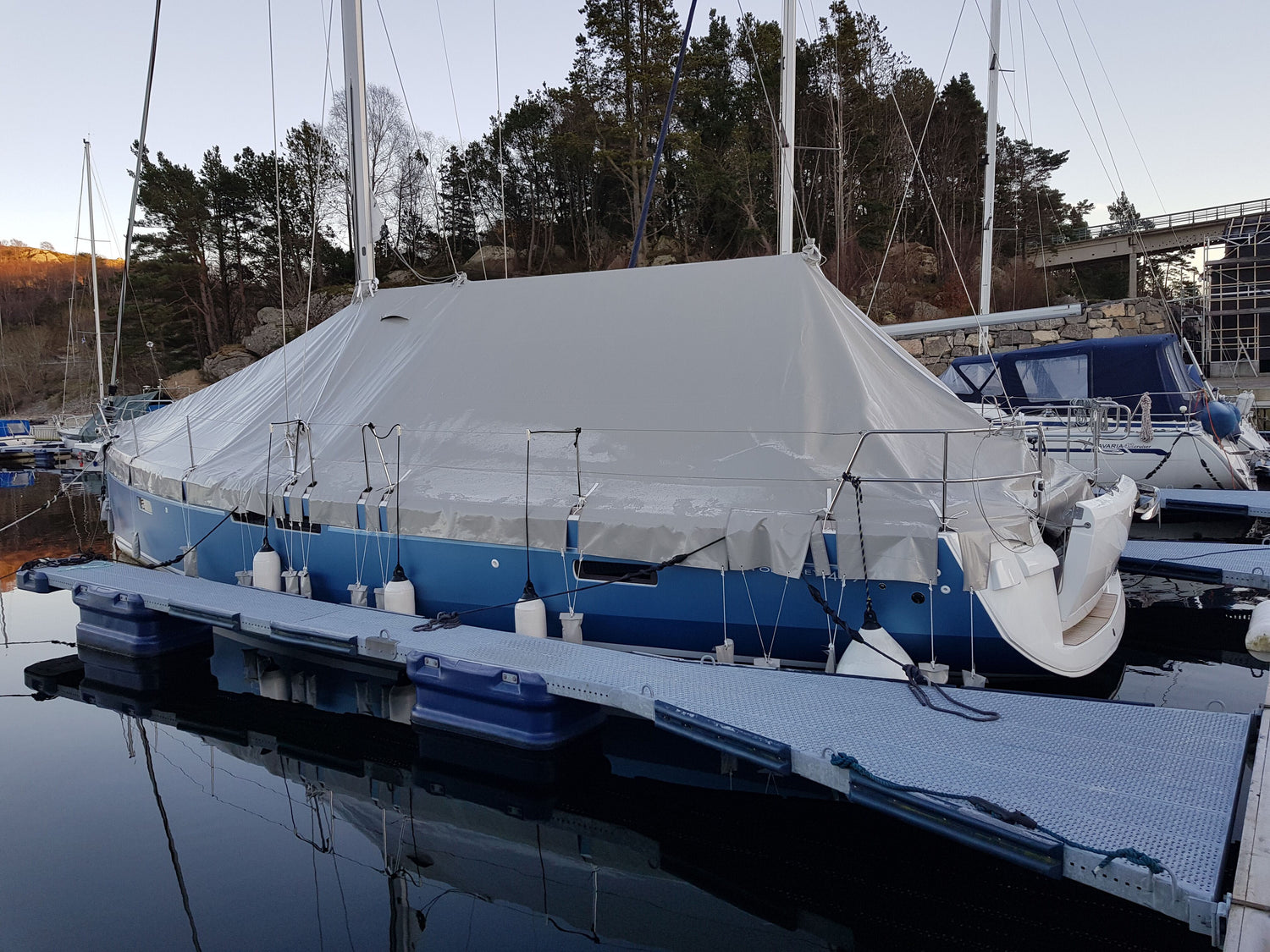 Winter Cover winter canopy motorboat sailboat