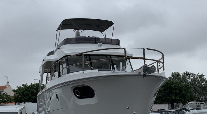 BIMINI SWIFT TRAWLER 41 FLY