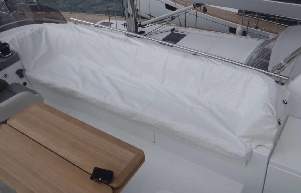 SOFATREKK FLYBRIDGE STYRBORD SWIFT TRÅLER 50