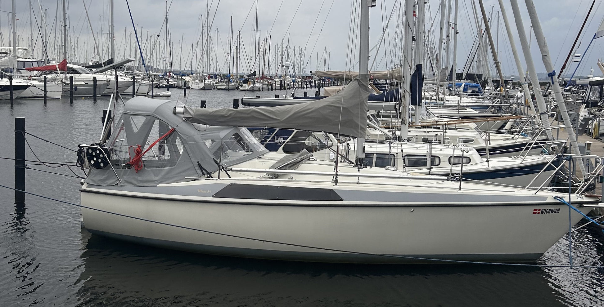 Maxi 84 Cockpitüberdachung Cockpitzelt