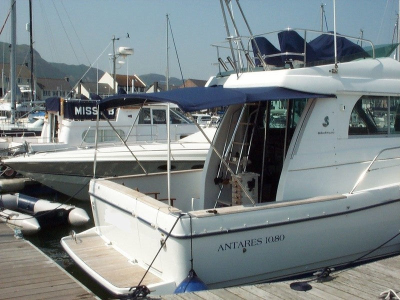 SOLBESKYTTELSE BENETEAU ANTARES 1080