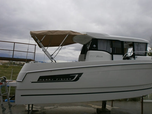 Merry Fisher 875 Marlin Bootsverdeck
