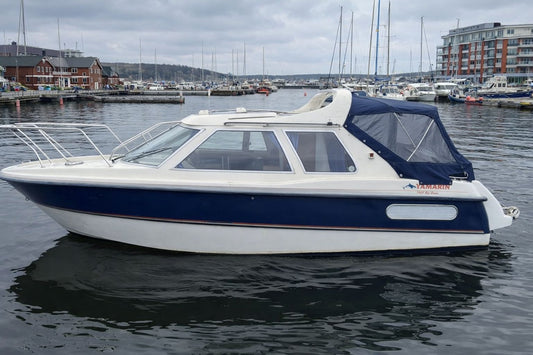 BÅTKALESJE YAMARIN 7400