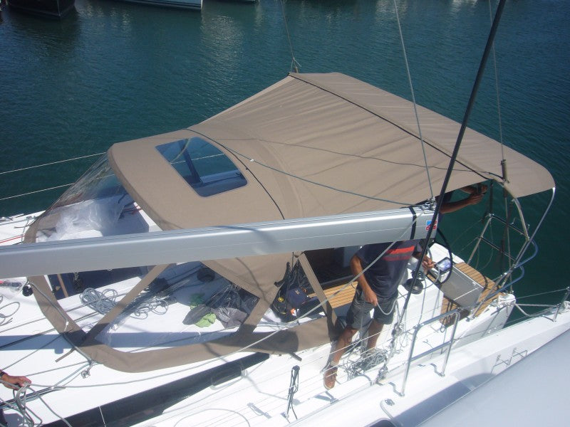 Jeanneau Sun Odyssey 410 Bimini