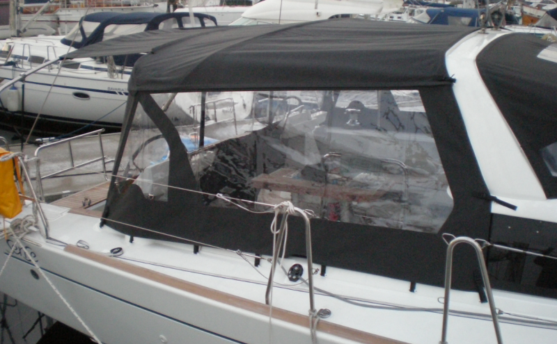 Beneteau Sense 50 sittbrunnskapell