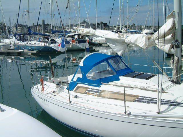 beneteau 29 Sprayhood