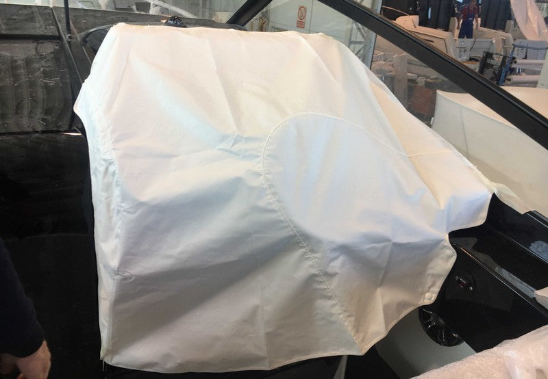 Konsolskydd till Beneteau Gran Turismo 32