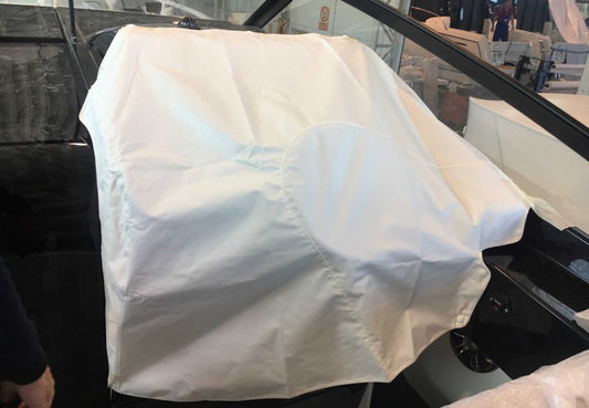 Konsolskydd till Beneteau Gran Turismo 32