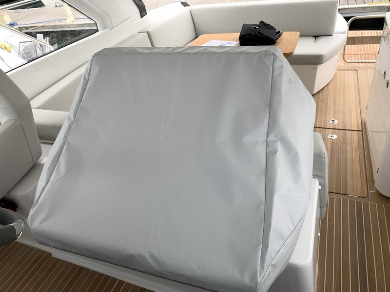 Førersetetrekk med pute Beneteau Gran Turismo 41, modell 2020