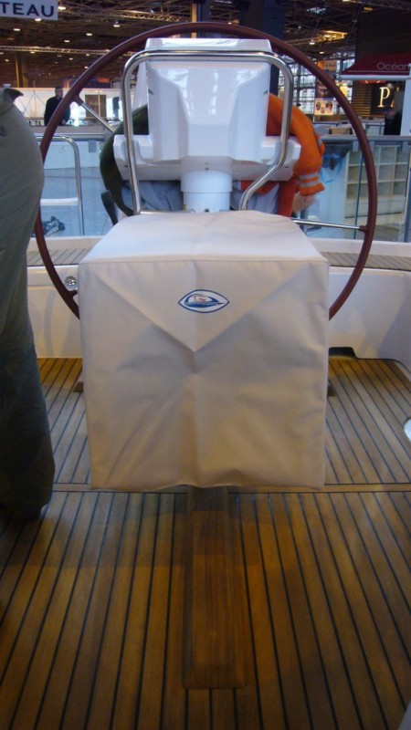 Beneteau Oceanis 37 Tischabdeckung