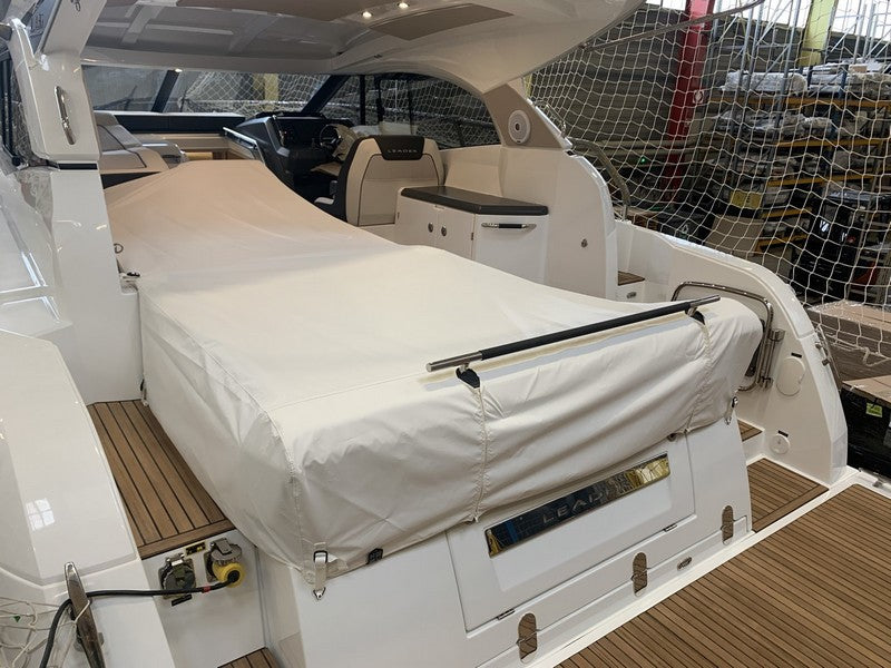 Sofabezug für die Lounge-Version Jeanneau Leader 36 Sport Top (2015).