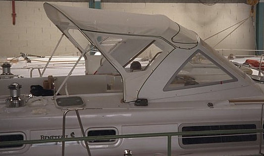 Beneteau Oceanis 44cc Sprayhood