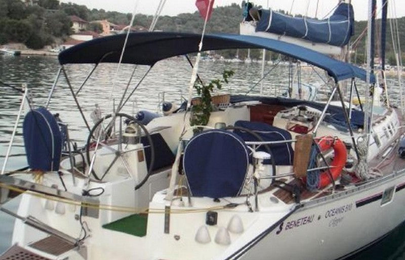 Beneteau Oceanis 510 Bimini