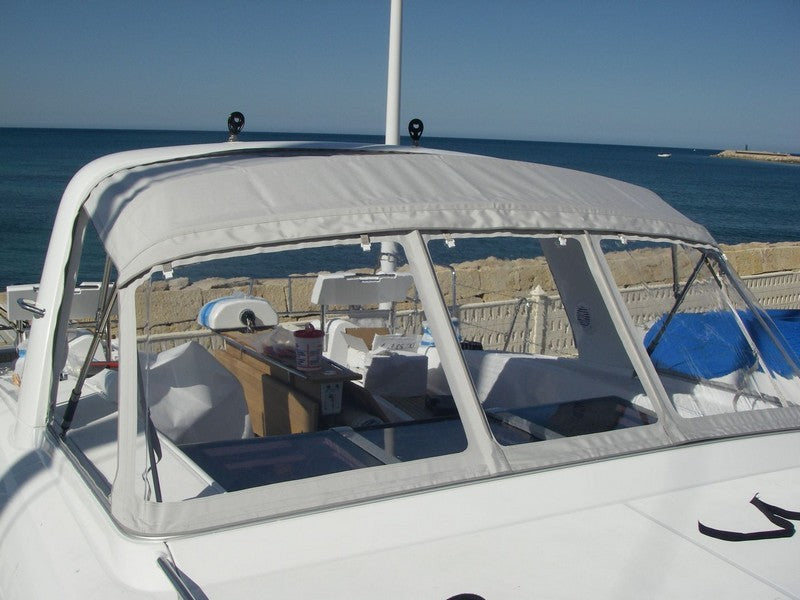 Beneteau Oceanis 58 Sprayhood