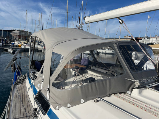 Bavaria 37 Sprayhood