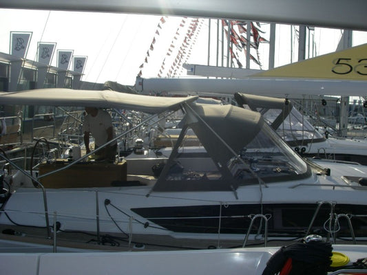 Jeanneau Yachts 53 Bimini