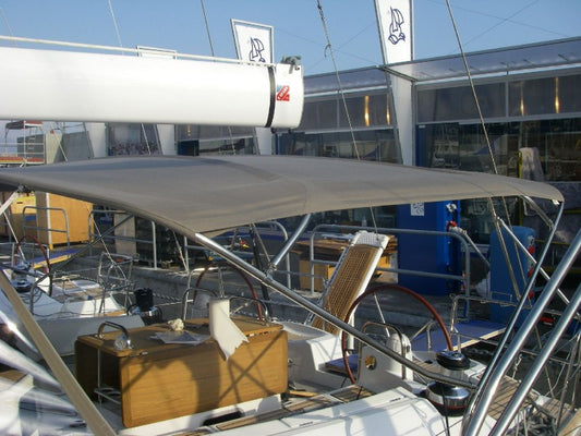 Jeanneau Yachten 53 Bimini