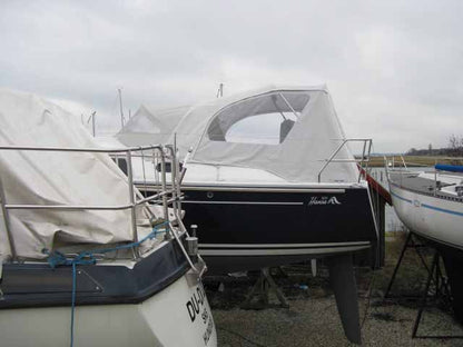 Hanse 320 Sittbrunnskapell sittbrunnstält