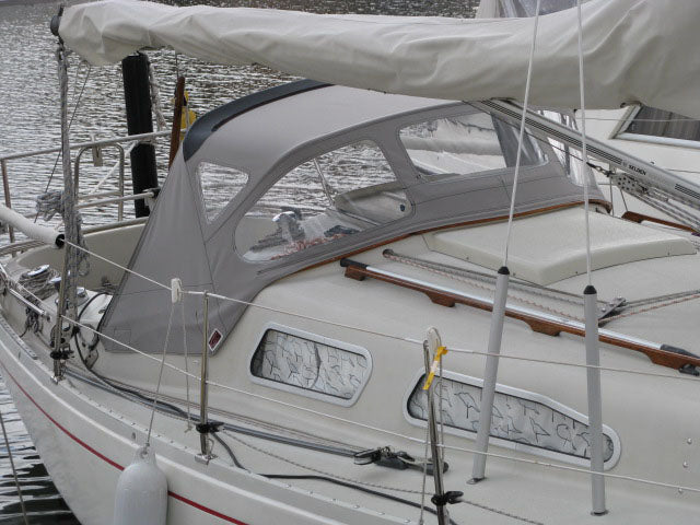Albin Ballad Sprayhood with new frames - With dashboard -
