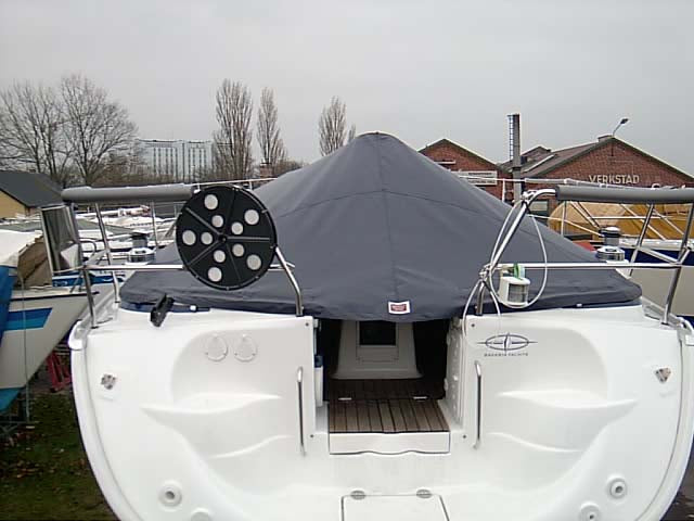Bavaria 30 Cockpitschutz