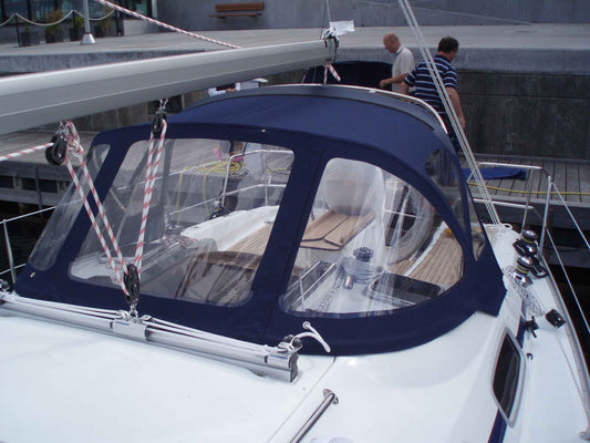 Bavaria 31 model year from 2007 sprayhood