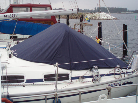 Bavaria 31 cockpit cover