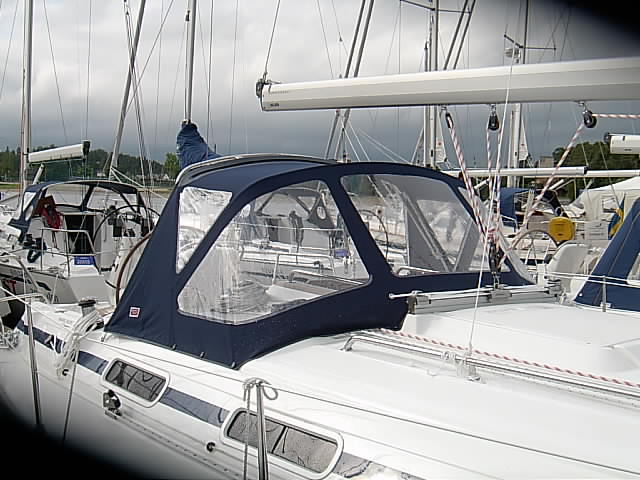 Bavaria 32 Sprayhood 96-98