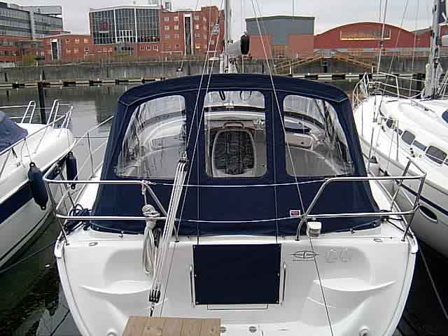 Bavaria 37 Cockpit-Vordach Cockpit-Zelt