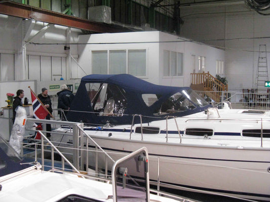 Bavaria 38 Cockpit-Kapelle Cockpit-Zelt