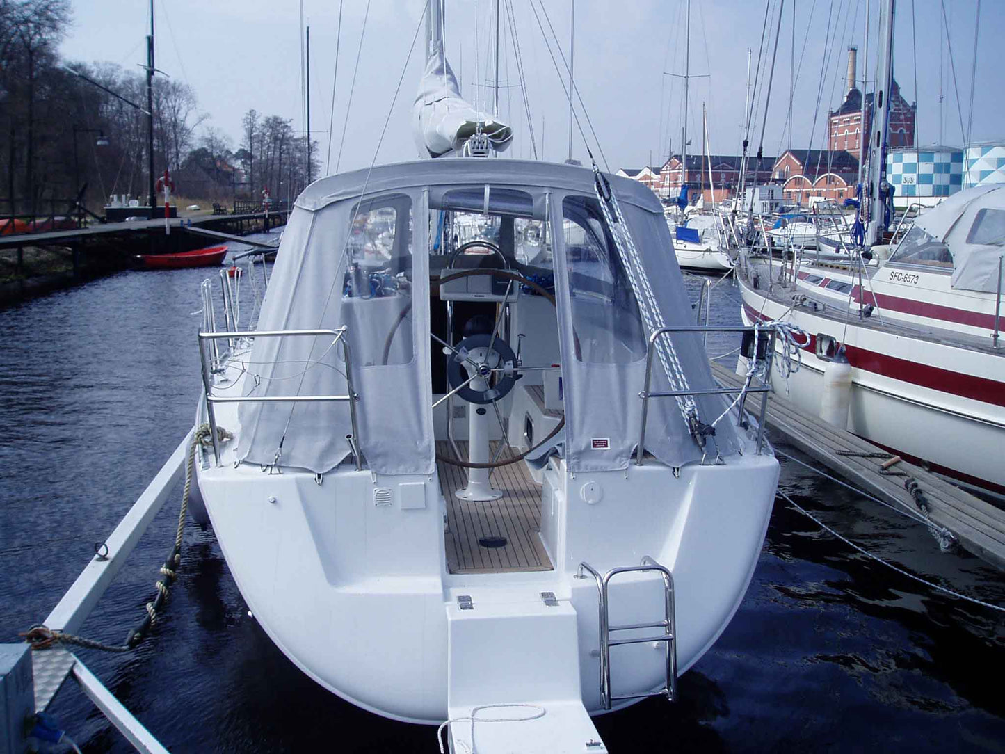 Hanse 342 Cockpit Enclosure Classic with new frames