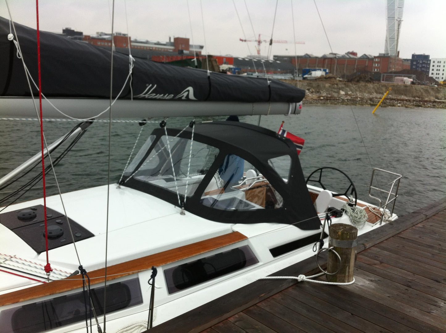 Hanse 348 Sprayhood