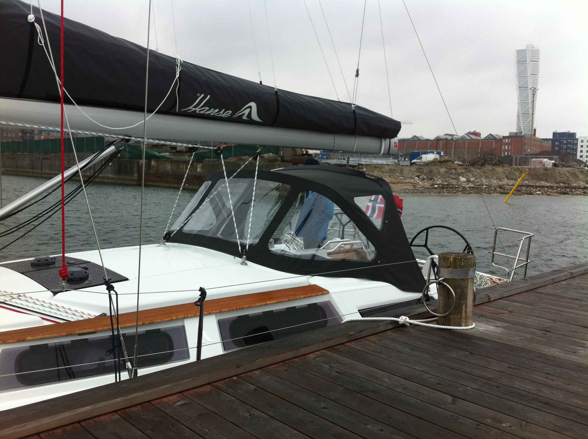 Hanse 345 Sprayhood