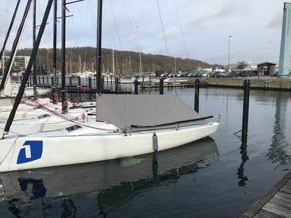 J70 Kabinenhaubenschutz Cockpit