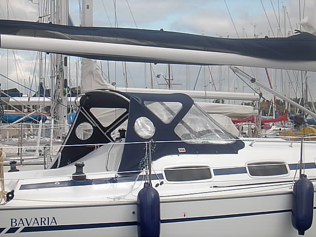 Bavaria 35 Match Sprayhood