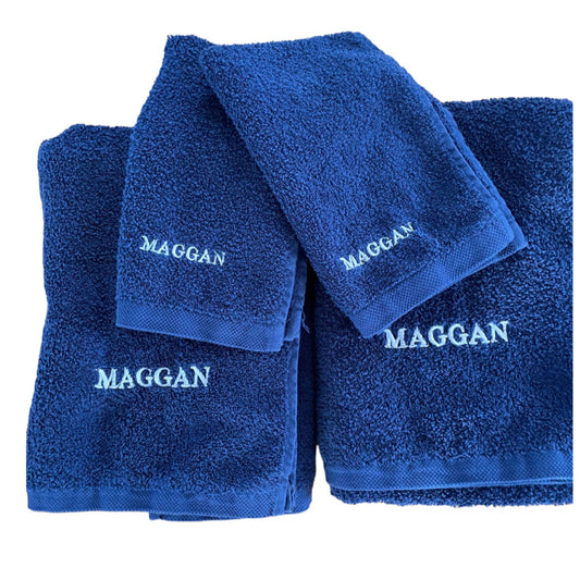 Broderte håndklær, 2 små og 2 store, marineblå