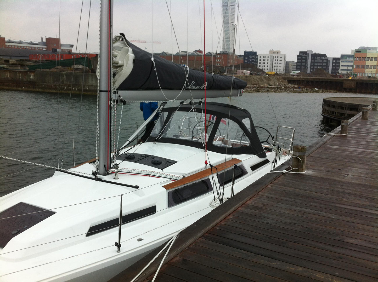 Hanse 348 Sprayhood