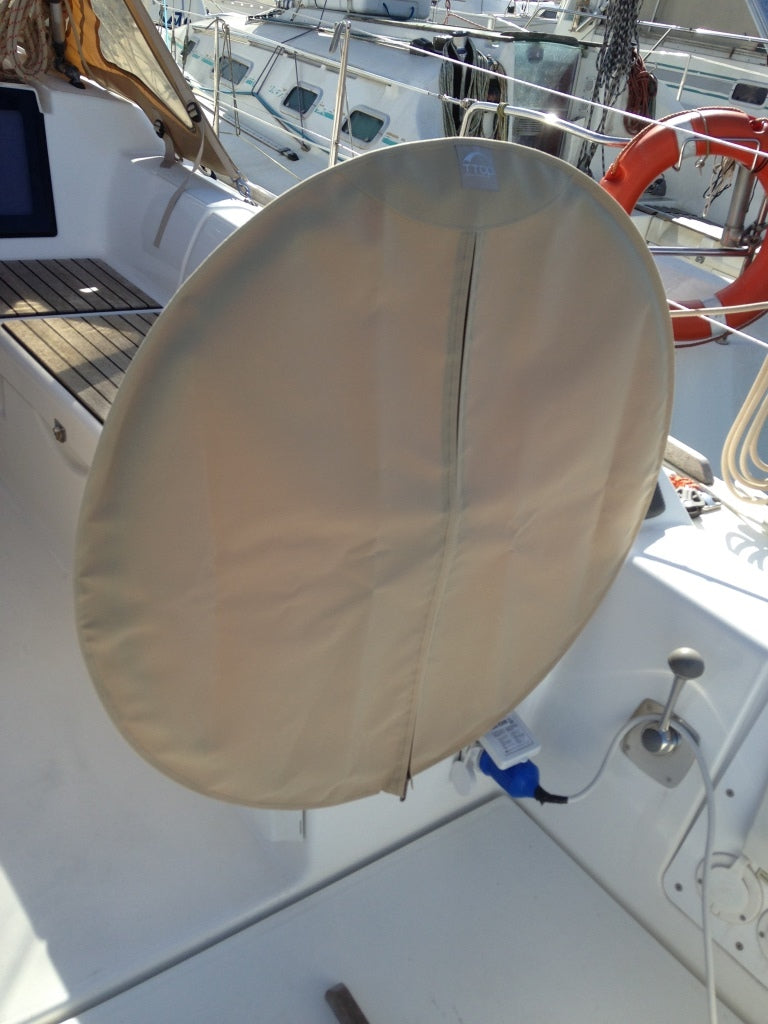 Steering wheel protection for sailboats T-top