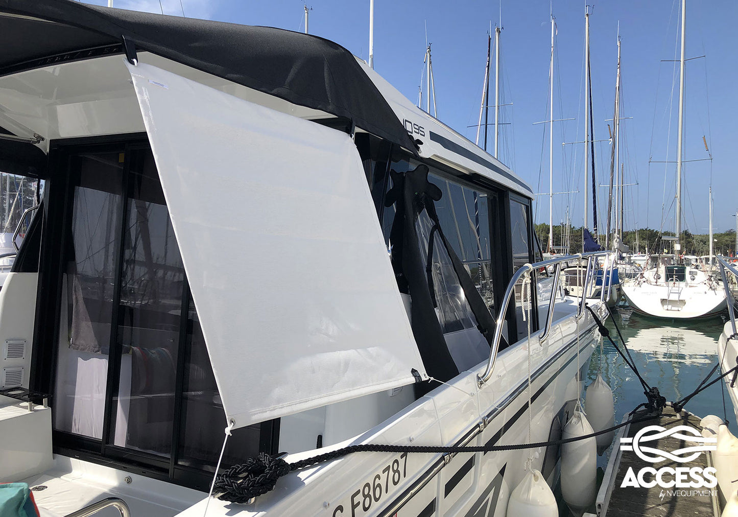 Sonnenschutz für das Bootscockpit Abdeckplane